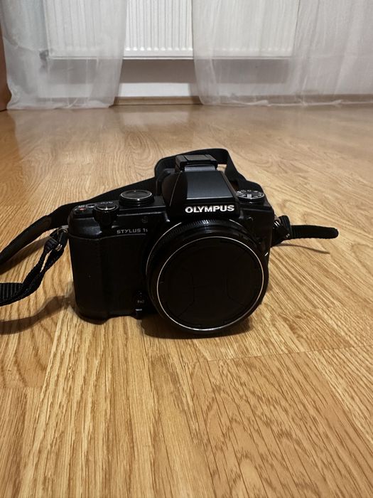 Olympus stylus 1s