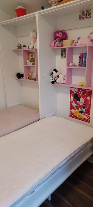 Vând doua paturi rabatabile de o persoană