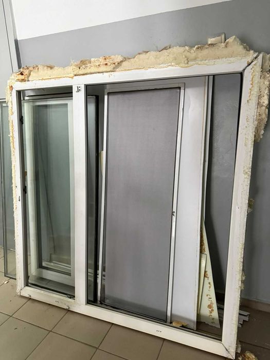 Продам пластиковое Б/У окно
