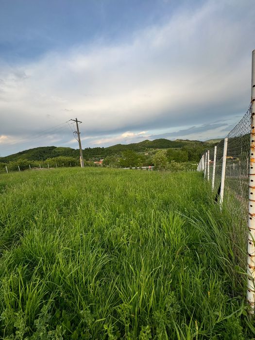 Teren 1100 mp sat Stolna, utilități și acces asfaltat – 14 km Cluj