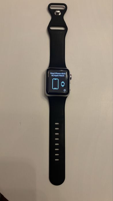 Vand iWatch seria 3, 38 mm