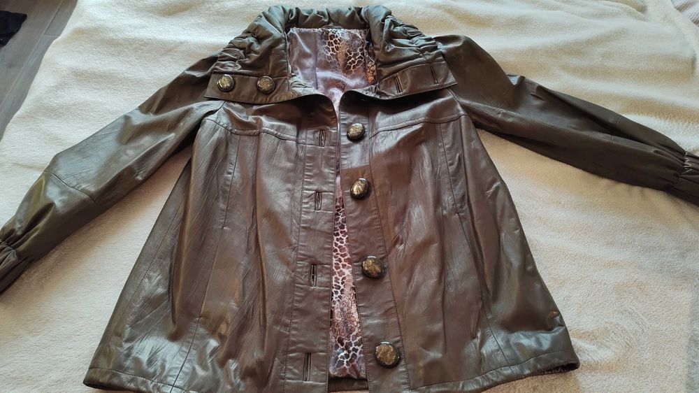 пролетно есенно кожено палто