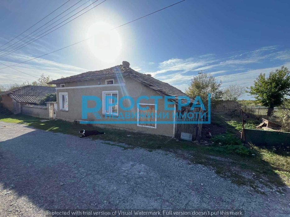 Продава се Къща в с. Пресиян, Област Търговище - 160 кв.м за 166 €/кв.м - Снимка #15