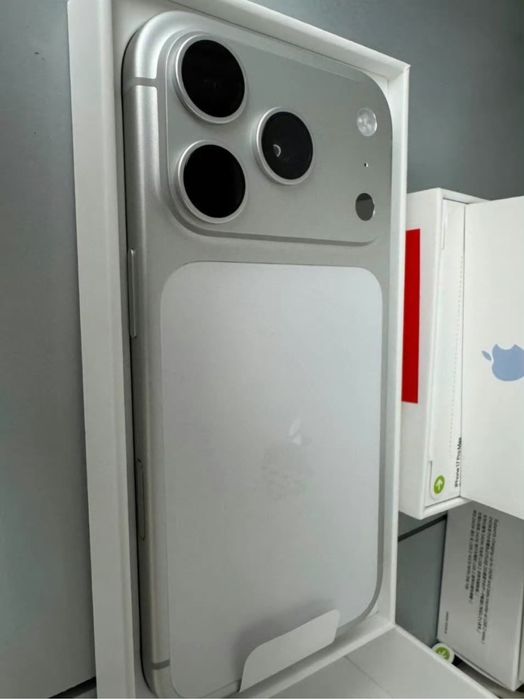 Iphone 17 Pro Max 256g Silver