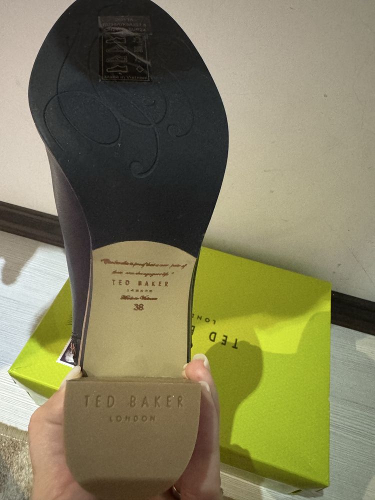 Боти Ted Baker 38 номер