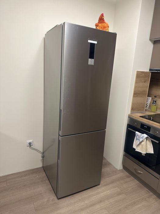 Хладилник Electrolux сив RFE 373SL V X