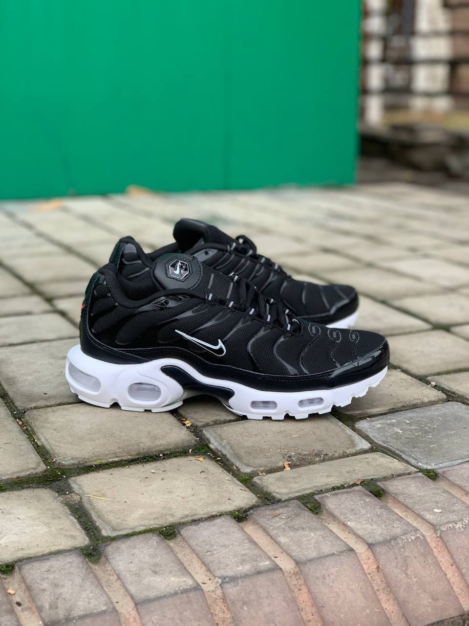 Новся Nike Air max Tn