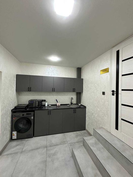 Продажа нежилое помещение 103м2. Ориентир Магазин Цум