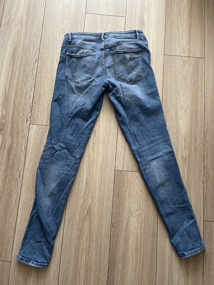 Дамски дънки Л Guess, calvin klein, trussardi, edc