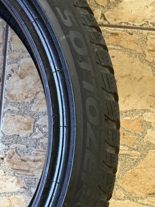 Anvelopa de iarna 245/40/19