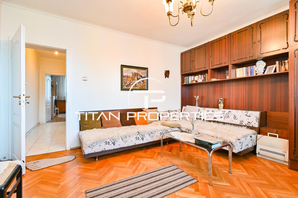 Дава се под наем Тристаен апартамент в София, Зона Б-18 - 118 кв.м за 650 € - Снимка #9