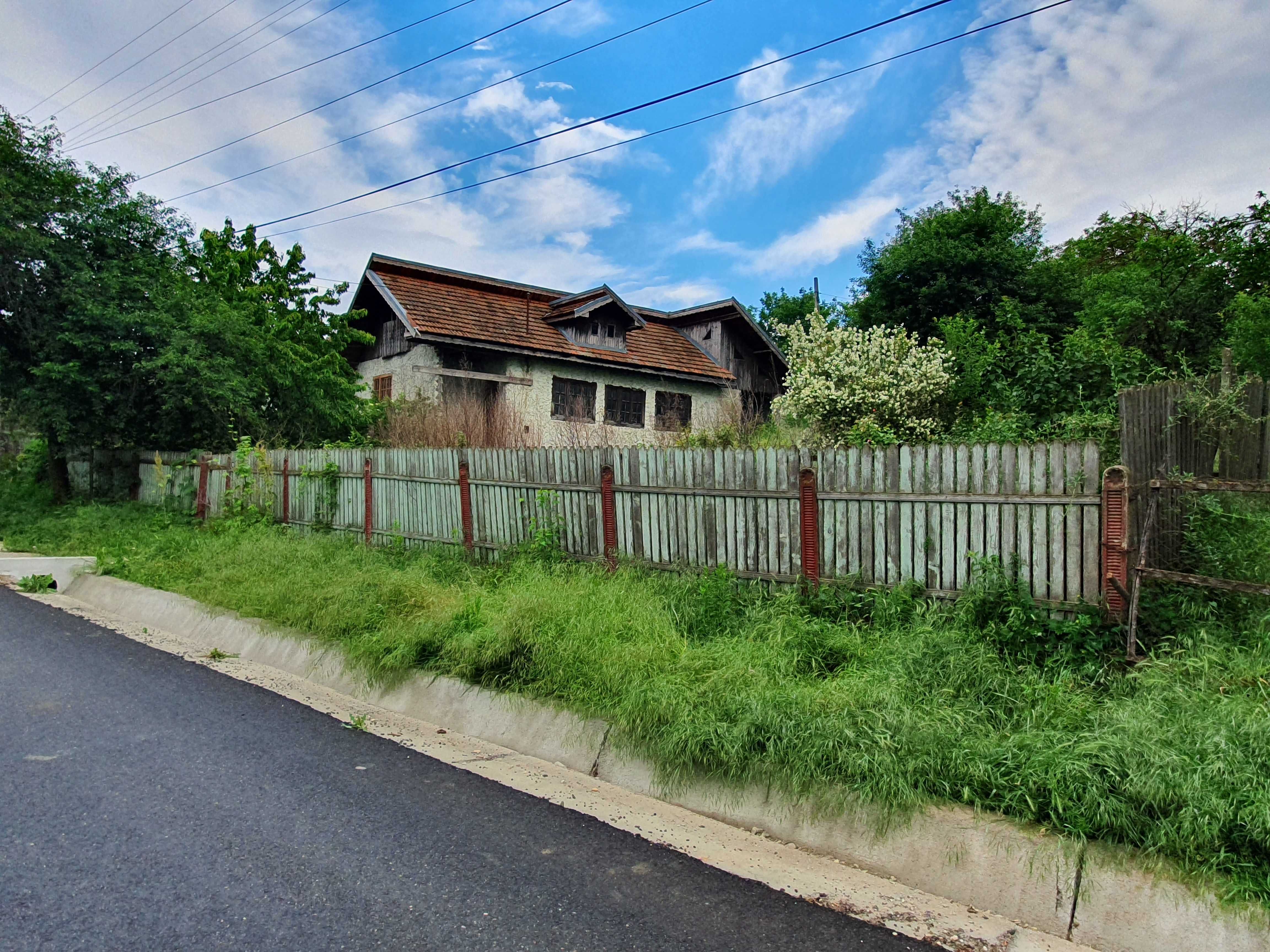 Vand Teren Niscov plus Casa Cadou