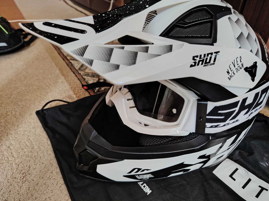 Casca Shot Lite marime M (noua) + ochelari(noi)