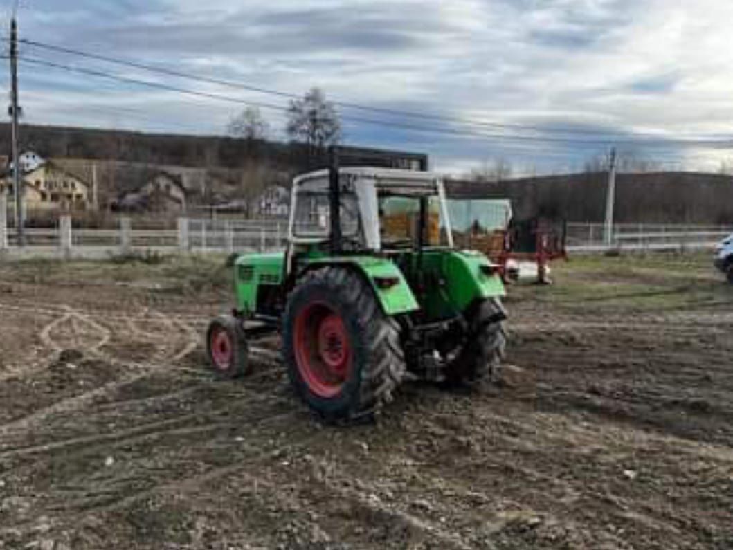 Vând tractor deutz