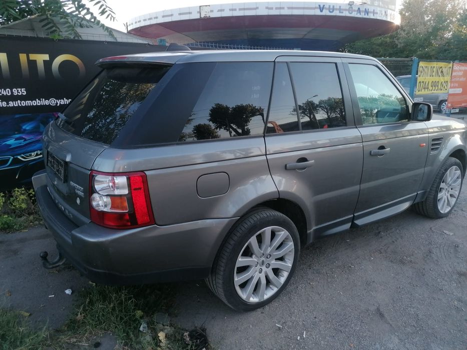 Dezmembrez range rover  2.7 tdi