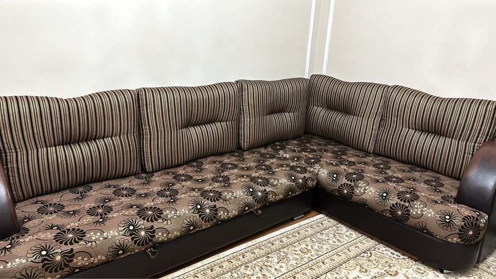 Продам диван в отличном состоянии