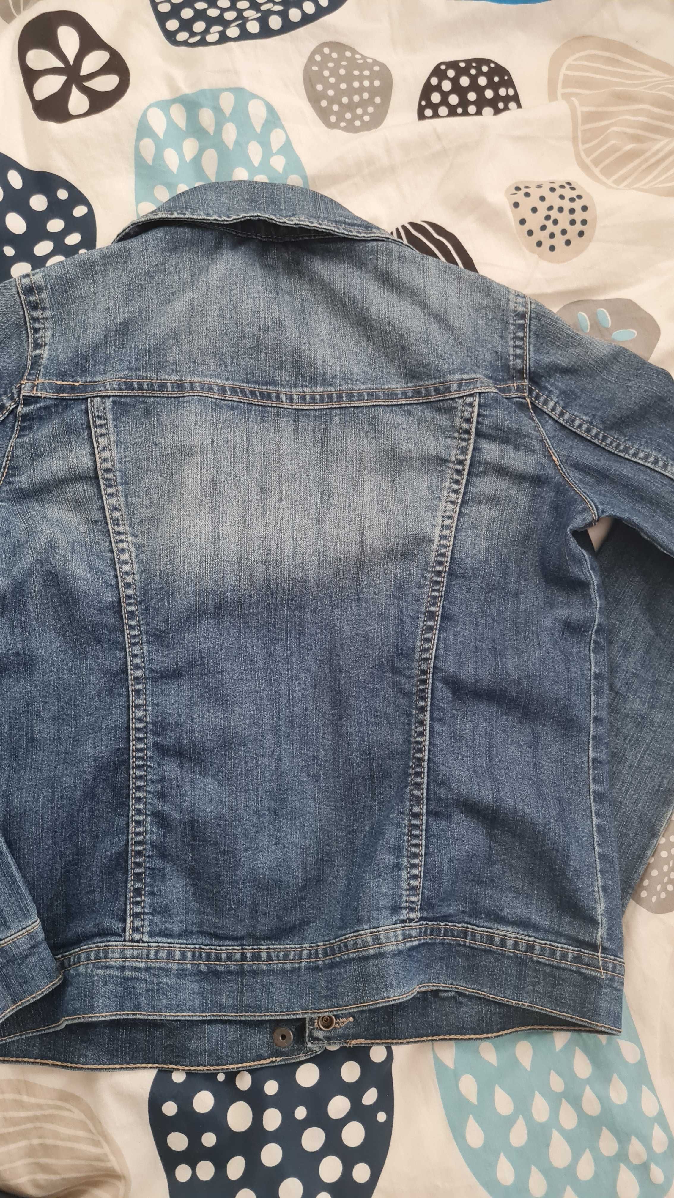 Оригинално Benetton детско дънково яке