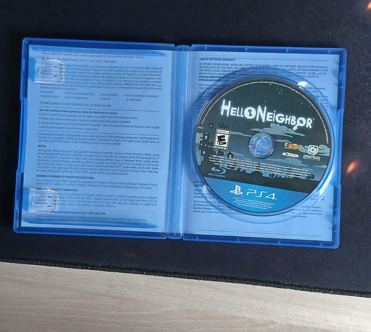 Продам игру Hello neighbor на playstation 4