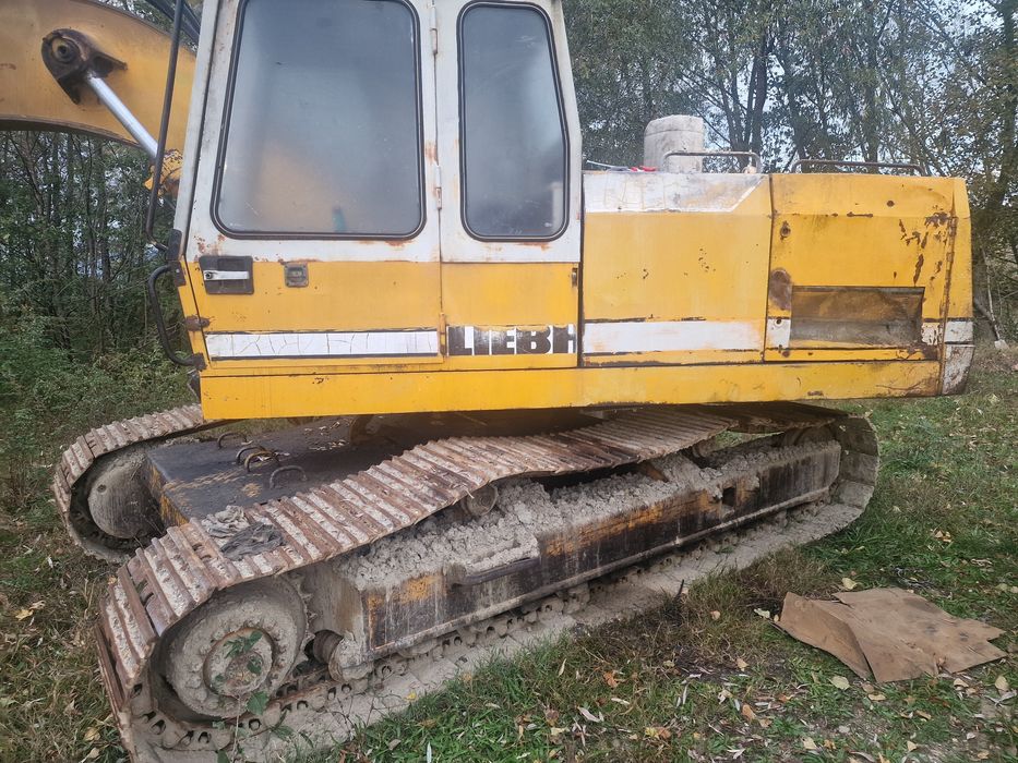 Excavator Liebherr