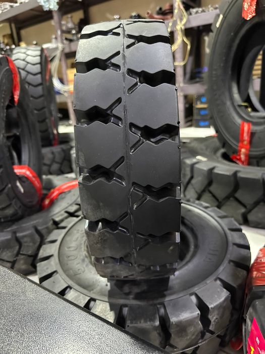 шина 5.00-8 солид DINGJIA