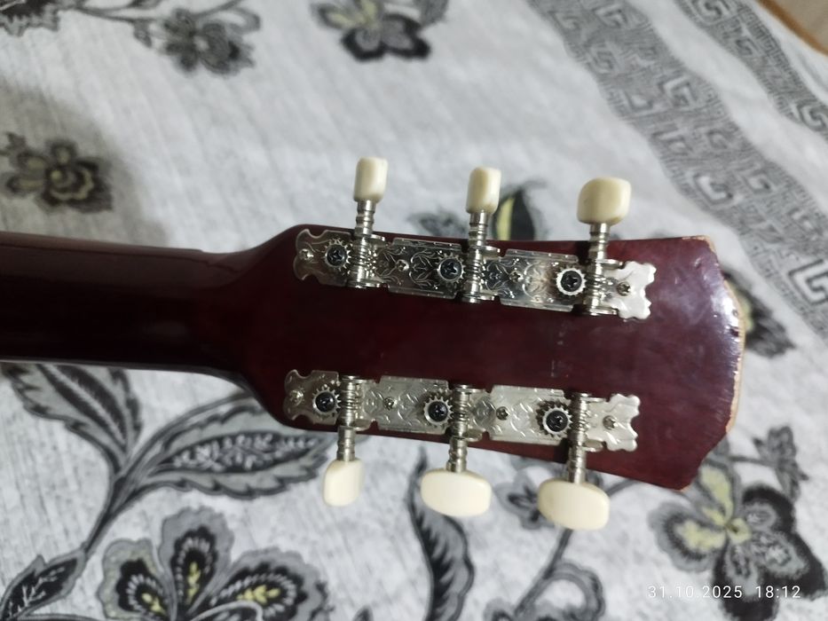 Гитара жақсы сапада