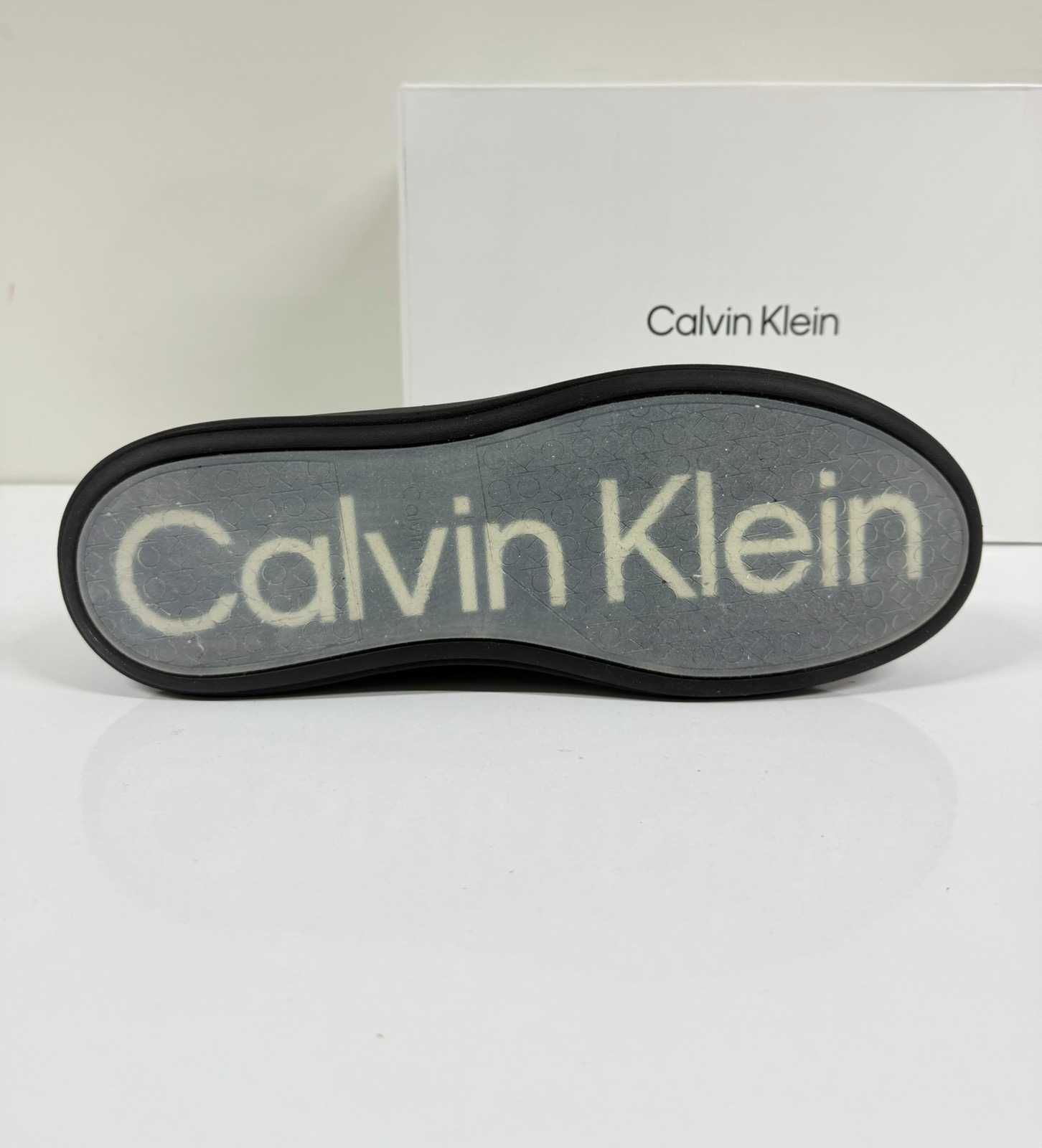 Calvin Klein Low Top Lace Up