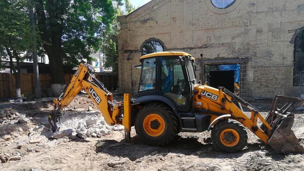 Экскаватор погрузчик аренда услуги  3 в 1 JCB CAT гидрамек Гидромолот