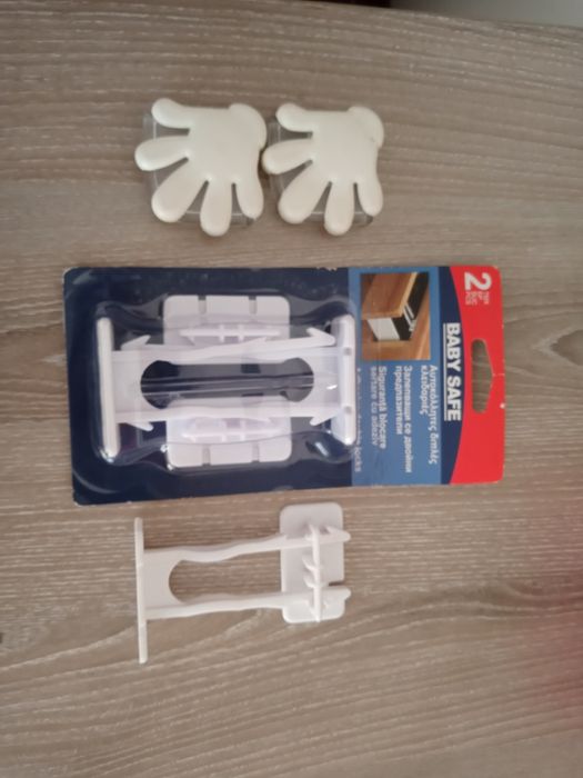 Opritoare sertar + protecții colturi