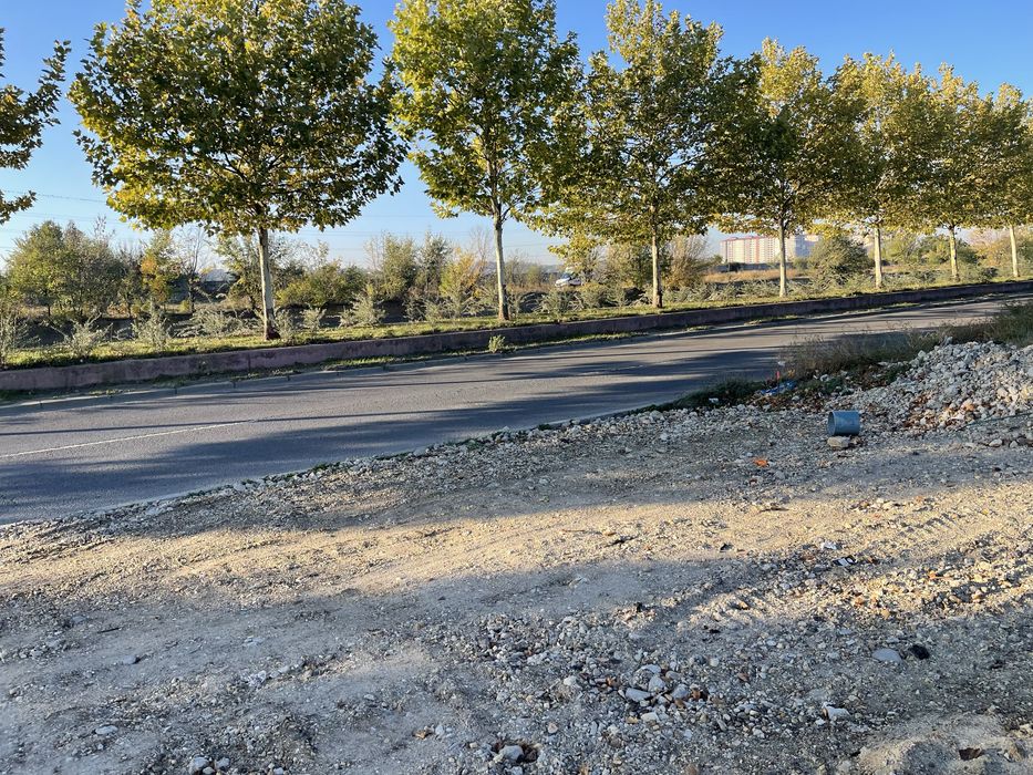 Teren 9100mp Splaiul Unirii stradal cu 30m deschidere