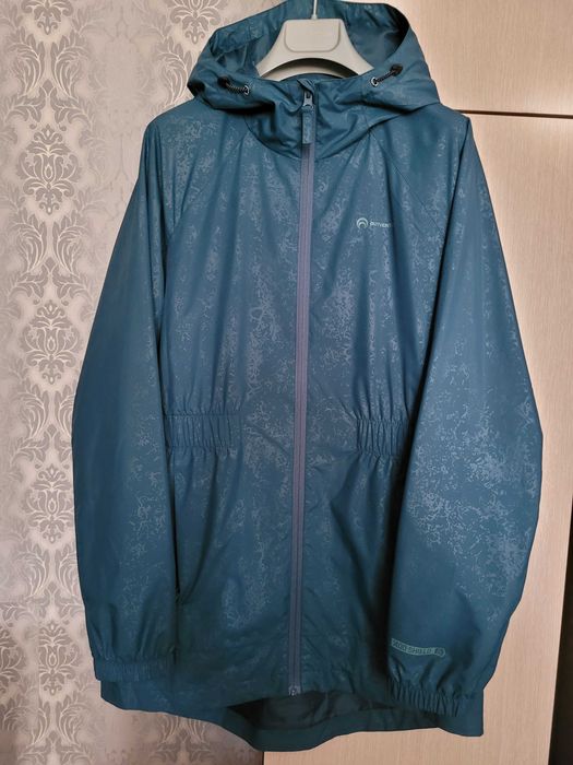 Ветровка женская, размер 46