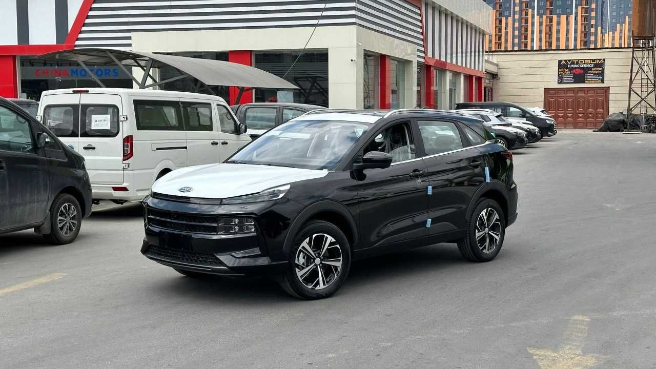 Jac JS6 sotuvga tayyor