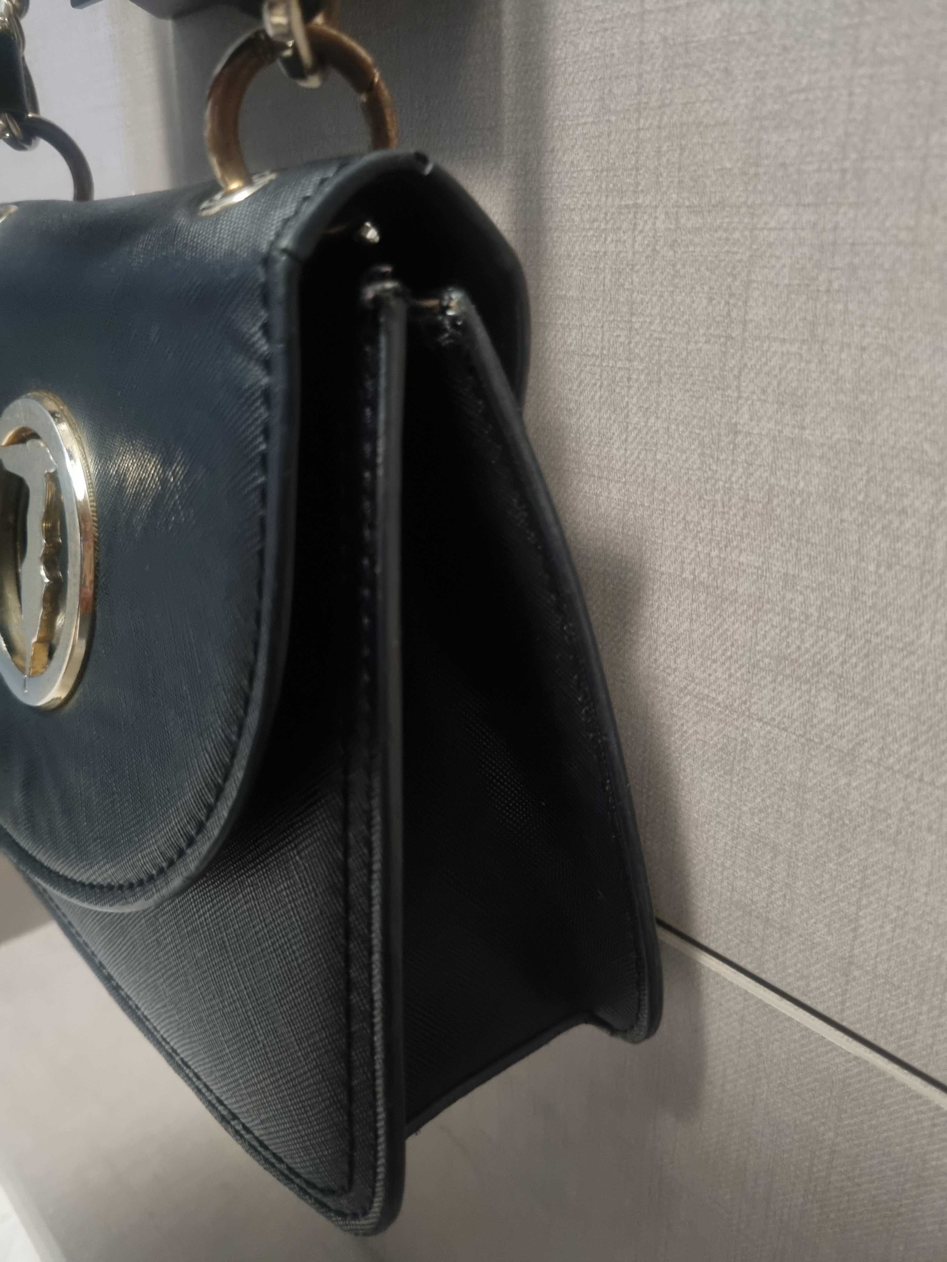Черна чанта Trussardi jeans