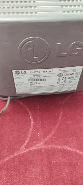 Продаю компьютерный монитор LG .