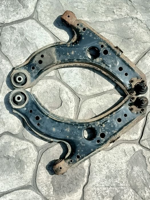 Fuzete față , Discuri frână , Plăcuțe , Brate  Golf 4 gama vag