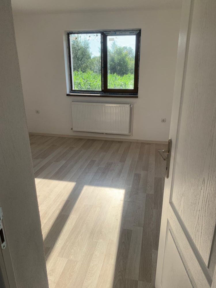 Casa de vanzare la pret de apartament la 15 min de Brasov