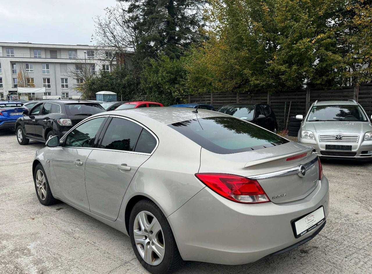 Opel Insignia на части 3 броя