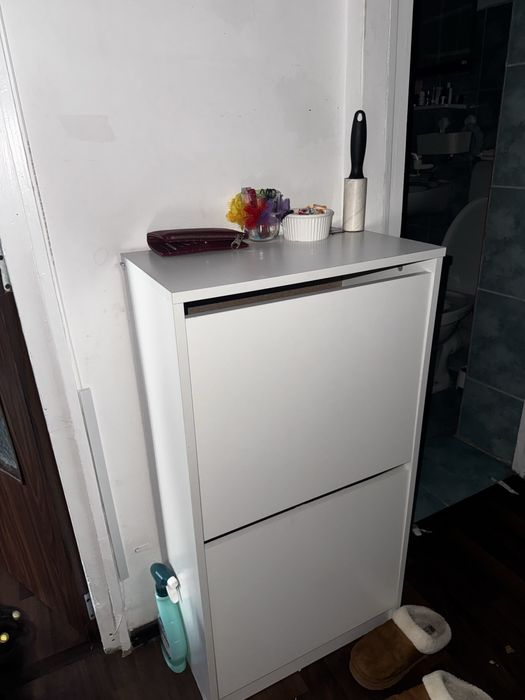 Urgent & negociabil, dulap de pantofi in stare buna