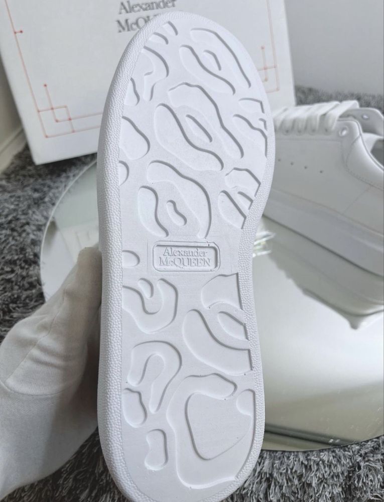 Adidasi Alexander Mcqueen full white piele naturala