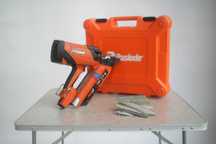 Pistol de cuie Paslode IM90Xi – profesional, stare excelentă!