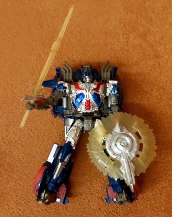 Optimus Prime figurină