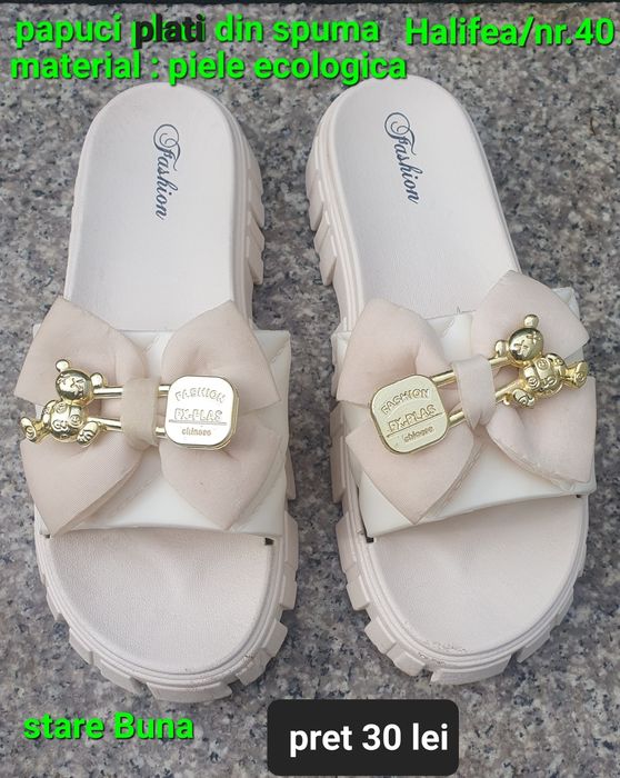 Papuci albi spuma