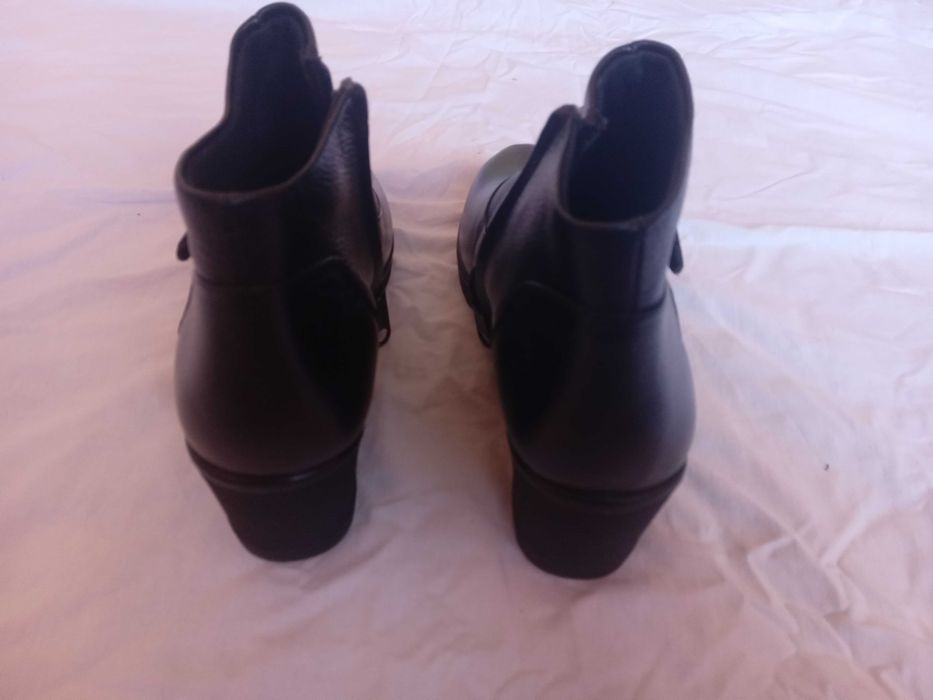 Обувки дамски естествена кожа чисто нови