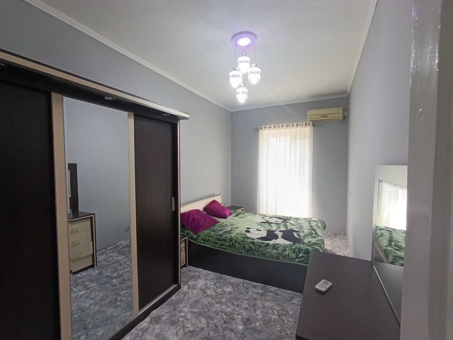 Фарғона шаҳар марказида ижарага (аренда) 4 хонали уй квартира берилади