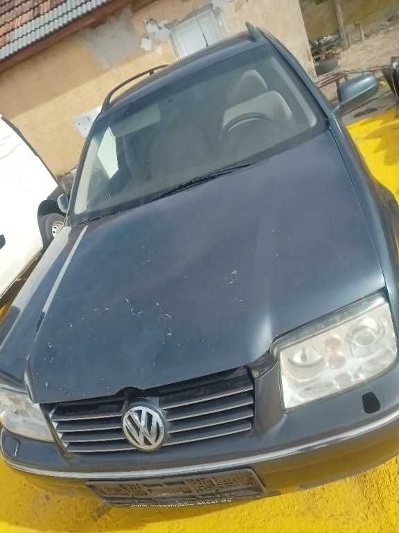 Dezmembrez Vw Bora 1.6 Fsi BAD 2004