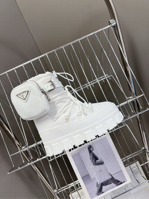 Cizme Prada , calitate premium , pe comanda , noi , 38