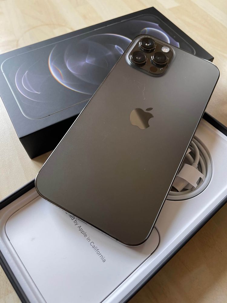Продам Iphone 12 Pro Max, Graphite, 256Gb, 72%, Full Komplekt.