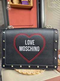 Оригинална Дамска чанта Love Moschino черна със сертификати