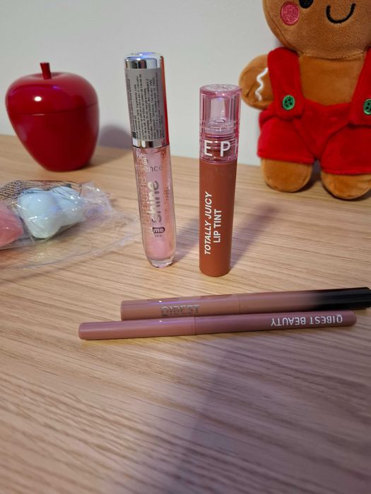 Gloss Sephora,Essence,ruj si creion de buze toate sunt noi