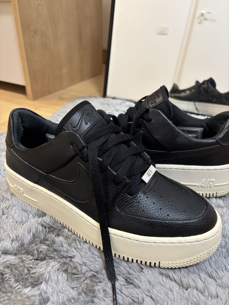 Adidasi Nike AF1 - dama, marime 41