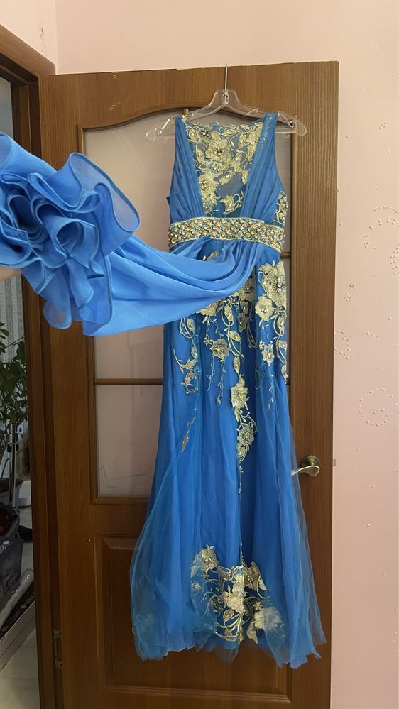 Продам выпускное платье в греческом стиле